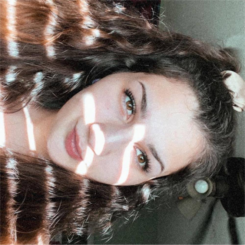 Meet your Posher, Lauryn